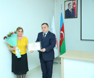 Ə.D.Məlikov adına Binəqədi Tibb Mərkəzində “17 İyun – Tibb İşçilərinin Peşə Bayramı Günü” münasibətilə tədbir keçirildi