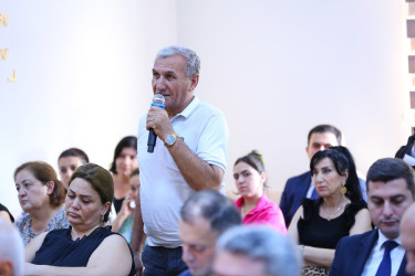 11 sentyabr 2025-ci il tarixində Binəqədi Rayon İcra Hakimiyyətinin başçısı Elxan Allahverdiyevin 7-ci mikrorayon sakinləri ilə səyyar qəbulu keçirildi