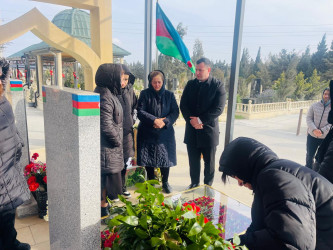 Şəhid Hacıyev Toğrul Rüfət oğlunun doğum günü ilə əlaqədar məzarı ziyarət olundu