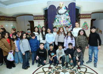 Rayon ərazisində yaşayan uşaqlar sosialyönümlü layihə çərçivəsində Akademik Milli Dram Teatrında “Gözəl və Bədheybət” tamaşasını izlədilər
