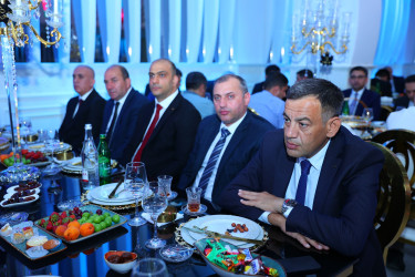 Binəqədi rayonunda “Şəhərsalma və Memarlıq İli” çərçivəsində 15 İyun-Milli Qurtuluş Gününə həsr olunmuş “MİLLİ QURTULUŞDAN BAŞLANAN TƏRƏQQİ VƏ ZƏFƏR YOLU” adlı tədbir keçirildi