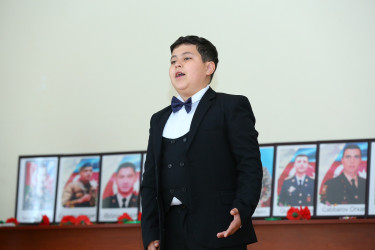 Binəqədi rayonu 179 № li tam orta məktəbdə 2016-cı il Aprel döyüşləri zamanı şəhidlik zirvəsinə ucalmış Emin Bağırovun və Fəxrəddin Qurbanlının anım gününə həsr olunmuş tədbir keçirildi