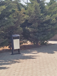 Binəqədi rayonunda metronun "Avtovagzal" stansiyası ətrafında yerləşən parkda abadlıq işləri mütəmadi davam etdirilir