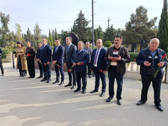 Şəhid Baxışova Arəstə Kərim qızının şəhadətinin ildönümü ilə əlaqədar məzarı ziyarət olundu