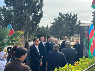 Şəhid Hüseynov Rövşən Kazım oğlunun şəhadətinin ildönümü ilə əlaqədar məzarı ziyarət olundu