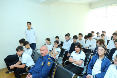 Binəqədi rayonu 143 № li tam orta məktəbdə "Narkotiksiz gələcək naminə” mövzusunda maarifləndirici görüş keçirildi
