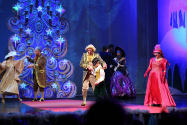 Rayon ərazisində yaşayan uşaqlar sosialyönümlü layihə çərçivəsində Akademik Milli Dram Teatrında “Gözəl və Bədheybət” tamaşasını izlədilər