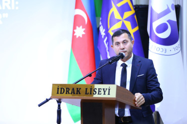 "İdrak” liseyində "Konstutsiya və Suverenlik ili" çərçivəsində “ 8 Noyabr-Zəfər Gününün beşinci ildönümünə həsr olunmuş "Zəfərin qəhrəmanları: şəhidlər və qazilər" adlı tədbir təşkil olundu