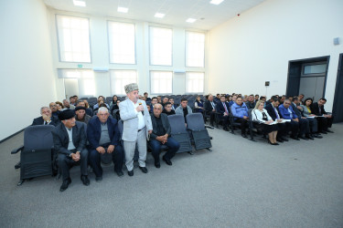 20  noyabr 2025-ci il tarixində Binəqədi Rayon İcra Hakimiyyətinin başçısı Elxan Allahverdiyevin Xocəsən qəsəbəsinin sakinləri ilə səyyar qəbulu keçirildi