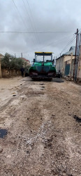 Biləcəri qəsəbəsində uzunluğu 500 metr olan Maralan küçəsində asfaltlama işləri davam etdirilir