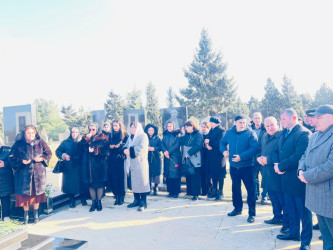 Şəhid Qurbanlı Fəxrəddin Seyfəddin oğlunun doğum günü ilə əlaqədar məzarı ziyarət olundu
