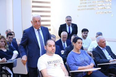 03 iyul 2025-ci il tarixində Binəqədi Rayon İcra Hakimiyyətinin başçısı Elxan Allahverdiyevin 7-ci mikrorayon sakinləri ilə səyyar qəbulu keçirildi