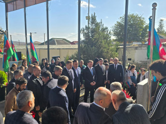 Şəhid Cabbarov Əli Baba oğlunun şəhadətinin ildönümü ilə əlaqədar məzarı ziyarət olundu