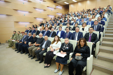 Binəqədi Rayon İcra Hakimiyyətində Azərbaycan Respublikasının Prezidenti cənab İlham Əliyevin Yeni  Azərbaycan Partiyasının VIII Qurultayındakı çıxışından irəli gələn vəzifələrə həsr olunmuş müşavirə keçirildi