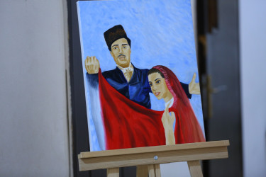 Binəqədi rayonu 30 № li tam orta məktəbin şagirdlərinin ifasında Azərbaycan bəstəkarı, Şərqdə ilk operanın yaradıcısı, böyük musiqişünas-alim Üzeyir Hacıbəylinin anadan olmasının 140 illik yubileyinə həsr olunmuş “O olmasın, bu olsun” operettası səhnələşdirildi