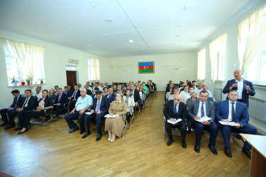 22 iyun 2026-cı il tarixində Binəqədi Rayon İcra Hakimiyyətinin başçısı Elxan Allahverdiyevin M.Ə.Rəsulzadə qəsəbə sakinləri ilə səyyar qəbulu keçirildi