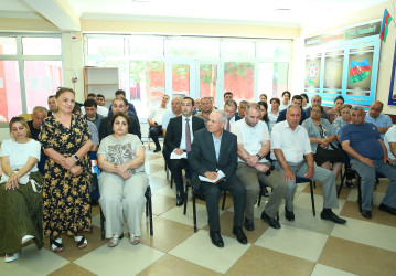 19 iyun 2025-ci il tarixində Binəqədi Rayon İcra Hakimiyyətinin başçısı Elxan Allahverdiyevin Xocəsən qəsəbəsinin sakinləri ilə səyyar qəbulu keçirildi