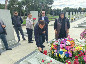 Şəhid Zeynalov Tural Ruslan oğlunun doğum günü ilə əlaqədar məzarı ziyarət olundu