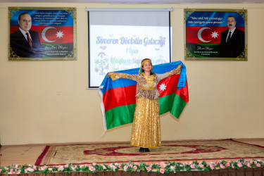 “Konstitusiya və Suverenlik İli” çərçivsində Binəqədi rayonu Vahid Əzizov adına 30 nömrəli tam orta məktəbdə "1 iyun - Uşaqların Beynəlxalq Müdafiəsi Günü”nə həsr edilmiş “Suveren dövlətin gələcəyi” adlı tədbir keçirildi
