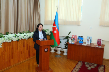 Binəqədi rayonu Ə.Şixlinski adına 135 nömrəli tam orta məktəbdə “ Şəhərsalma və Memarlıq” ili çərçivəsinda “Müasir şəhərsalma və memarlıq” mövzusuna həsr olunmuş tədbir keçirildi