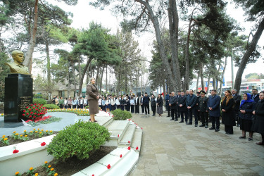 Binəqədi rayonunda Azərbaycan Respublikasının Milli Qəhrəmanı Fərhad Hümbətovun əziz xatirəsinə həsr olunmuş tədbir təşkil edildi