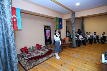 Azərbaycan ədəbiyyatının görkəmli nümayəndəsi, xalq şairi, dramaturq, ədəbiyyatşünas, pedaqoq və ictimai xadim, akademik Bəxtiyar Vahabzadənin anadan olmasının 100 illik yubileyinə həsr olunmuş “Şeirin Bəxtiyar Nidası” adlı tədbir keçirildi