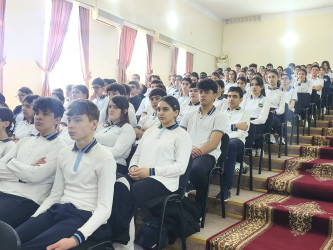 Binəqədi rayonu 276 №-li tam orta məktəbdə "Narkotiksiz gələcək naminə!” mövzusunda tədbir keçirildi.