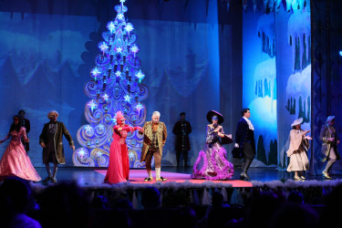 Rayon ərazisində yaşayan uşaqlar sosialyönümlü layihə çərçivəsində Akademik Milli Dram Teatrında “Gözəl və Bədheybət” tamaşasını izlədilər