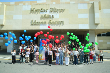 Binəqədi Rayon İcra Hakimiyyəti və Biləcəri qəsəbə Bələdiyyəsinin təşkilatçılığı ilə Heydər Əliyev adına İdman Sarayı-Konsert Kompleksində 1 İyun-“Uşaqların Beynəlxalq Müdafiəsi Günü”nə həsr olunmuş əyləncəli bayram tədbiri təşkil edildi