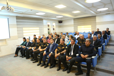 Binəqədi rayonunda “Su hövzələrində insanların təhlükəsizliyinin təmin edilməsi” mövzusunda müşavirə keçirildi