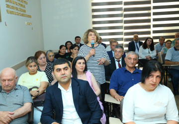 03 iyul 2025-ci il tarixində Binəqədi Rayon İcra Hakimiyyətinin başçısı Elxan Allahverdiyevin 7-ci mikrorayon sakinləri ilə səyyar qəbulu keçirildi