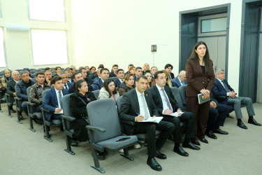 05 mart 2026-cı il tarixində Binəqədi Rayon İcra Hakimiyyətinin başçısı Elxan Allahverdiyevin Xocəsən qəsəbə sakinləri ilə səyyar qəbulu keçirildi