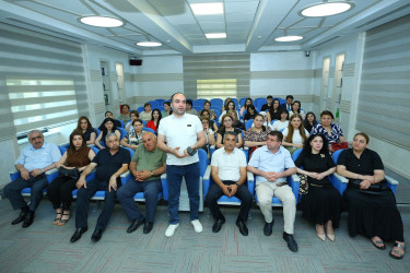 Binəqədi Rayon İcra Hakimiyyətində rayon ərazisində fəaliyyət göstərən özəl müəssisələr arasında Rəqəmsal Sənəd Dövriyyəsinə keçidin əhəmiyyəti barədə məlumatlandırma tədbiri təşkil olundu