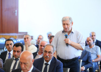 09 iyul 2026-cı il tarixində Binəqədi Rayon İcra Hakimiyyətinin başçısı Elxan Allahverdiyevin 8-ci mikrorayon sakinləri ilə səyyar qəbulu keçirildi