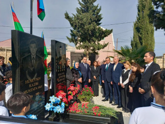Şəhid Hüseynov Rövşən Kazım oğlunun şəhadətinin ildönümü ilə əlaqədar məzarı ziyarət olundu