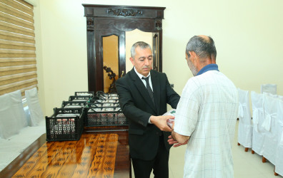 Müqəddəs Qurban bayramı ərəfəsində aztəminatlı ailələrə "Qurban payı" paylanıldı
