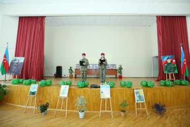 Binəqədi rayonu 179 № li tam orta məktəbdə 2016-cı il Aprel döyüşləri zamanı şəhidlik zirvəsinə ucalmış Emin Bağırovun və Fəxrəddin Qurbanlının anım gününə həsr olunmuş tədbir keçirildi