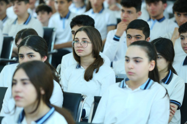 Binəqədi rayonu 3 №-li tam orta məktəbində "Narkotiksiz gələcək naminə!” mövzusunda tədbir keçirildi
