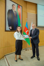 Binəqədi rayonunda Yeni Azərbaycan Partiyasının təsis edilməsinin 33-cü ildönümünə həsr olunmuş “Yeni Azərbaycan Partiyası: Heydər Əliyev dühası və siyasi varislik” mövzusunda tədbir keçirildi