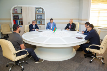 06 avqust 2025-ci il tarixində Rayon İcra Hakimiyyətinin inzibati binasında vətəndaşların fərdi qəbulu keçirildi