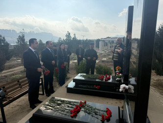 Şəhid Hüseynov Həci Kərim oğlunun şəhadətinin ildönümü ilə əlaqədar məzarı ziyarət olundu