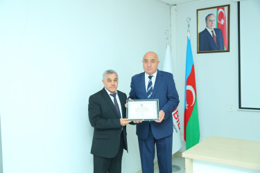 Ə.D.Məlikov adına Binəqədi Tibb Mərkəzində “17 İyun – Tibb İşçilərinin Peşə Bayramı Günü” münasibətilə tədbir keçirildi