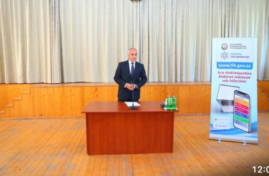 13 avqust 2026-cı il tarixində Binəqədi Rayon İcra Hakimiyyətinin başçısı Elxan Allahverdiyevin 6-cı mikrorayon sakinləri ilə səyyar qəbulu keçirildi