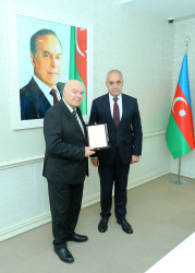 Binəqədi Rayon İcra Hakimiyyətində əməkdar hüquqşünas, III dərəcəli Dövlət Ədliyyə müşaviri (Ədliyyə general-mayoru), müharibə və əmək veteranı, Azərbaycan Ağsaqqallar Şurasının İdarə Heyətinin üzvü, Binəqədi rayonu Ağsaqqallar Şurasının sədri, kino məsləhətçisi Akif Rəfiyevin 90 illik yubileyi münasibətilə görüş keçirildi