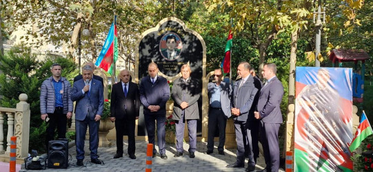 Şəhid Zeynalov Teymur Tağı oğlunun şəhadətinin ildönümü ilə əlaqədar məzarı ziyarət edildi