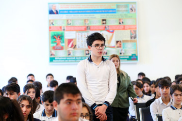 Binəqədi rayonu 182 № li tam orta məktəbdə "Narkotiksiz gələcək naminə!” mövzusunda növbəti maarifləndirici tədbir keçirildi