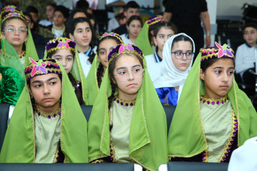 Binəqədi rayonu 3 nömrəli tam orta məktəbdə “Konstitusiya və Suverenlik İli” çərçivəsində “Zəfər, Bayraq və Konstitusiya” adlı tədbir keçirildi