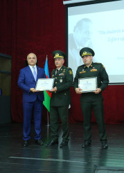 YAP Binəqədi rayon təşkilatı Ümummilli lider Heydər Əliyevin anadan olmasının 103-cü ildönümünə həsr olunmuş “Ulu öndərin tarixi missiyası – zəfərə aparan yol” adlı tədbir keçirdi