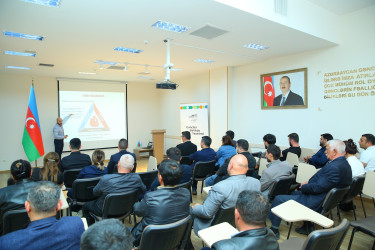 Müəssisə və təşkilatlar üçün istehlakçıların hüquqlarının müdafiəsi, ticarət ictimai iaşə, məişət və digər növ xidmət qaydaları, insan sağlamlığı və təhlükəsizliyi sahəsində maarifləndirmə tədbiri keçirildi