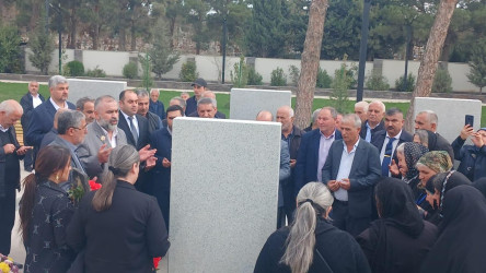 Şəhid Zeynalov Tural Ruslan oğlunun şəhadətinin ildönümü ilə əlaqədar məzarı ziyarət olundu